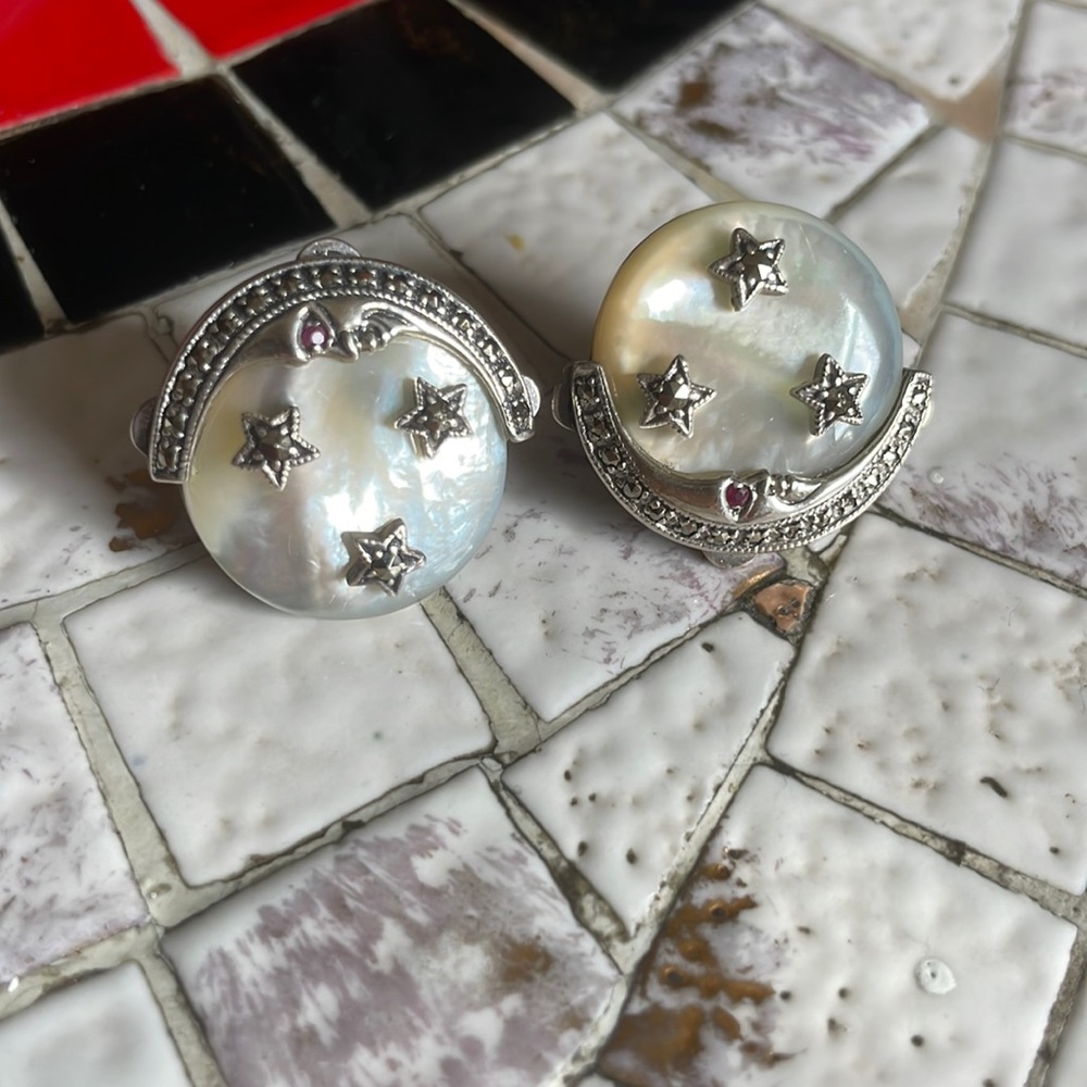 Night sky Crescent moon and stars earrings: Pearl, marcasite, ruby eye - NOS